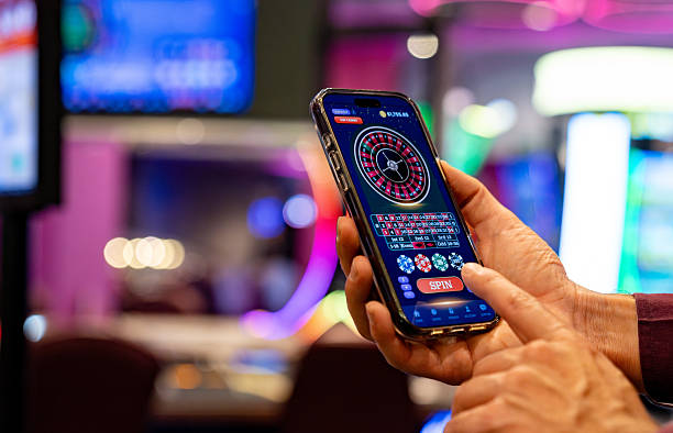 Live dealer poker gameplay showing cards and betting interface